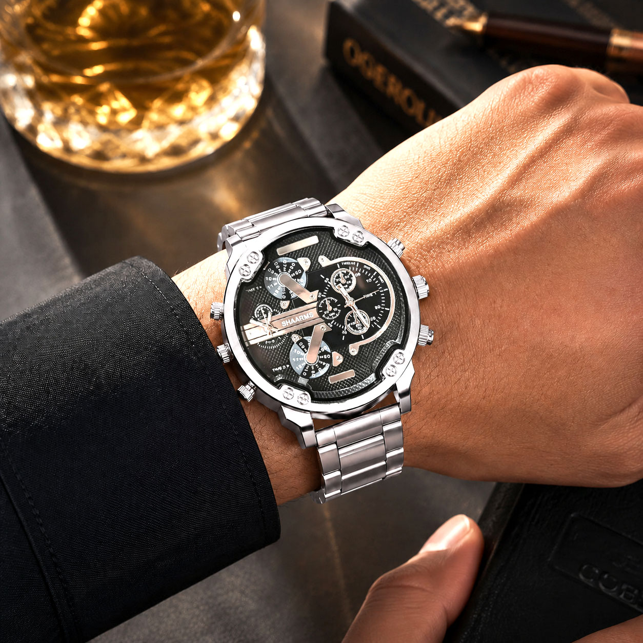Eine silberne, lässige Busines – Electronics Gadgets For Men Bewertung und Preis